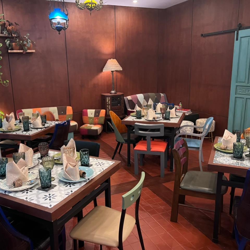 five private dining tables and setup